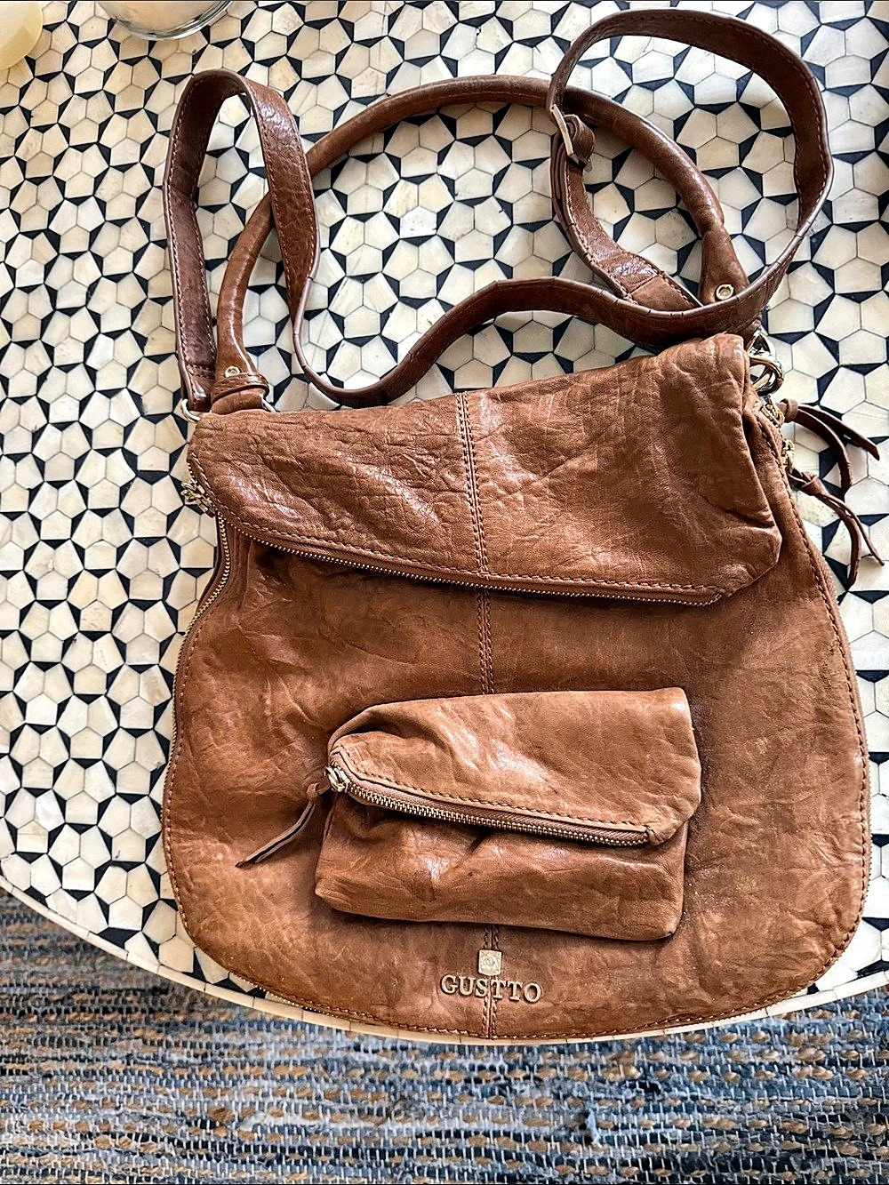 Gustto Brown Leather Shoulder Bag
